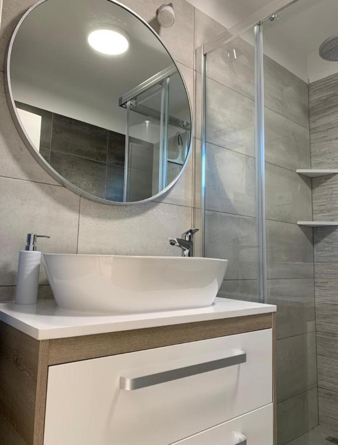 Apartment Salov โตรกีร์ ห้อง รูปภาพ